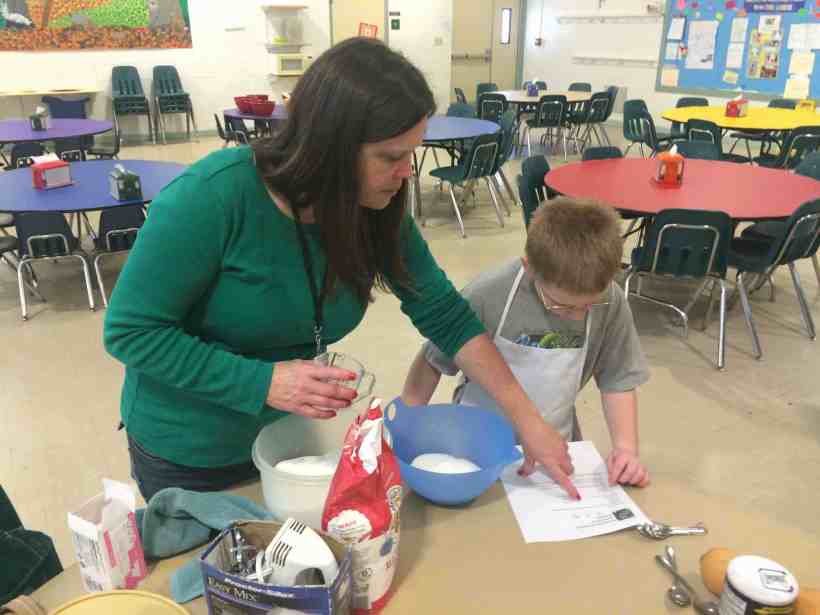reading a recipe copy